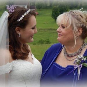 Meet your Posher, Sharon